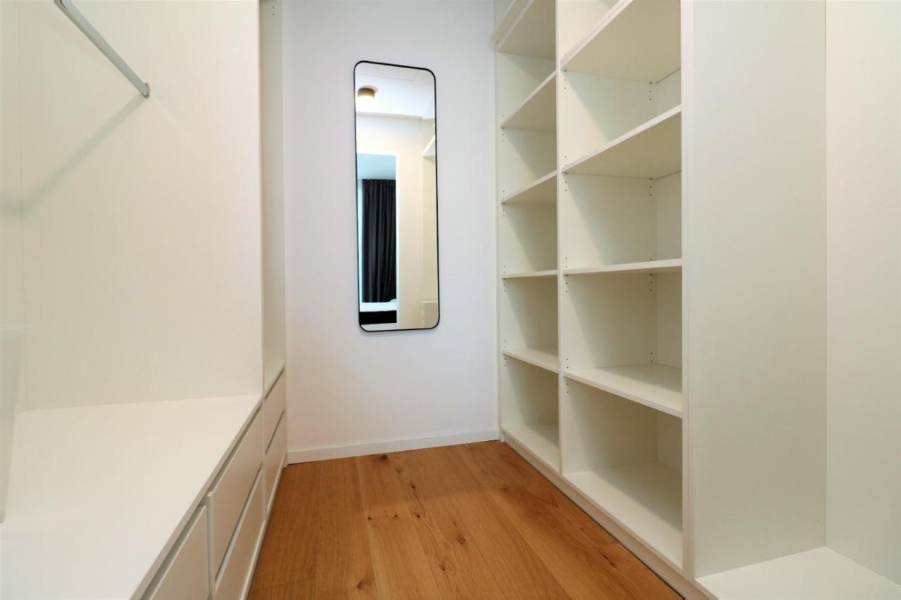 Sky Park New 1-Bedroom Apartment Братислава Екстериор снимка